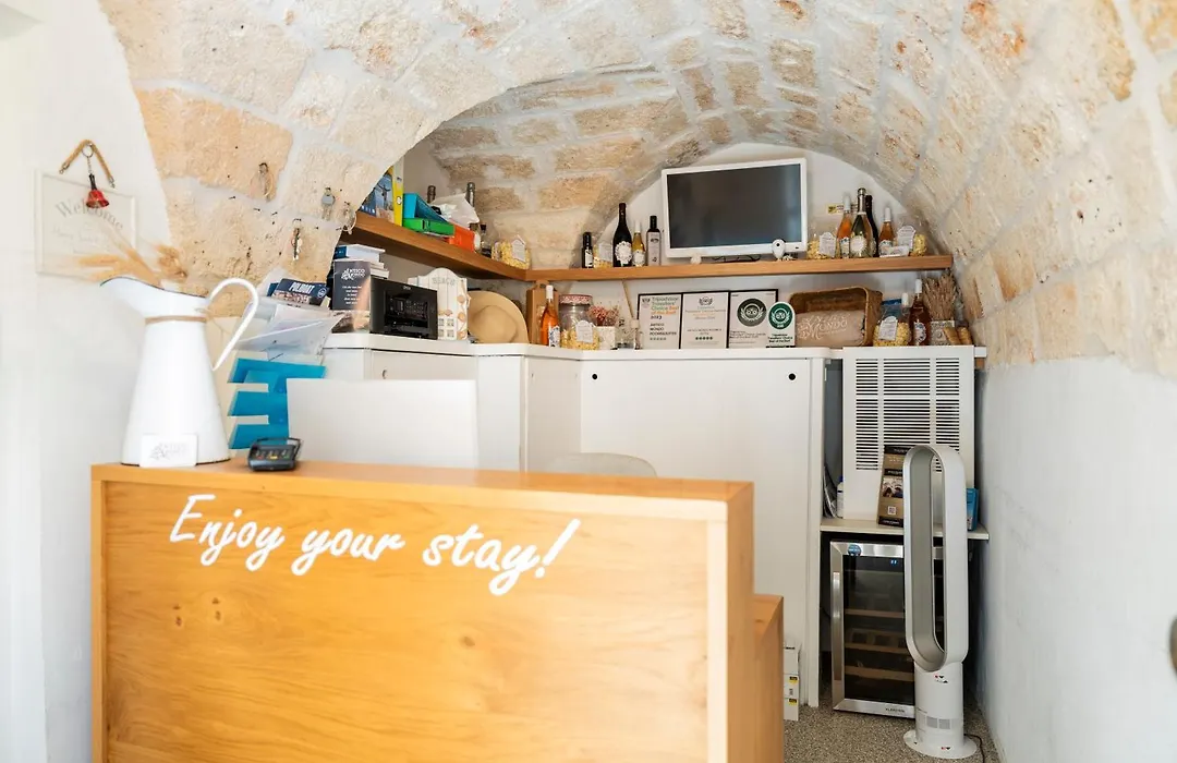 Antico Mondo Rooms & Suites-1